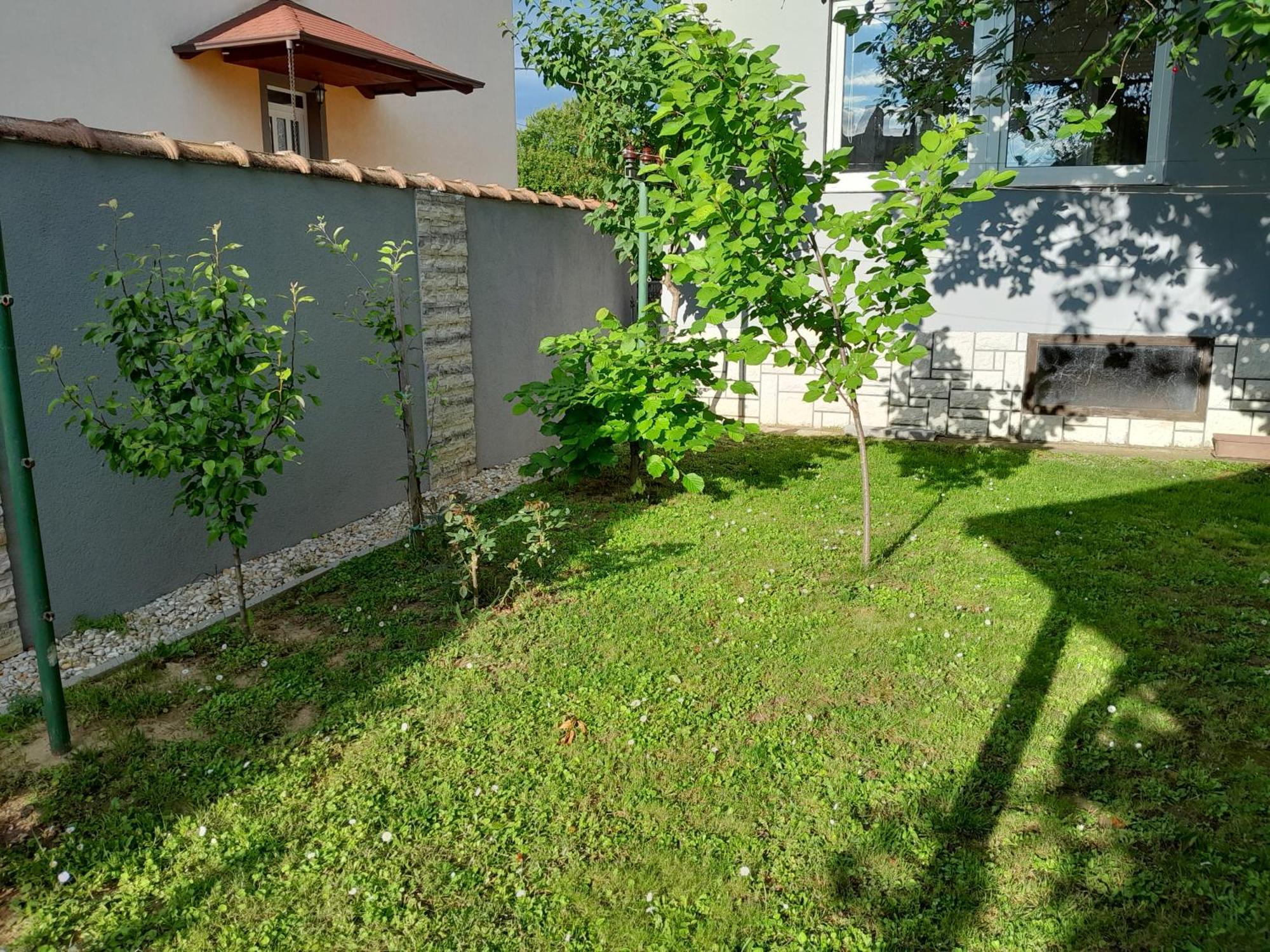 Apartman Kod Dide I Bake วูโควาร์ ภายนอก รูปภาพ